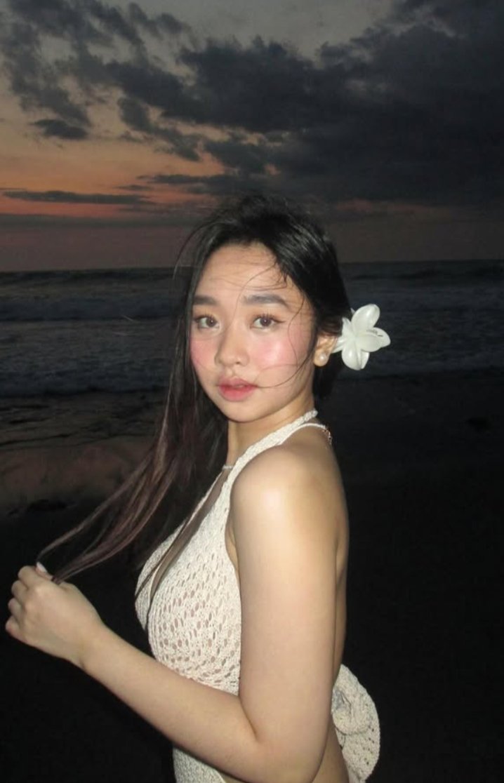 19yo Innocent looking Filipina girl, |\/|iC0L, is letting everyone drill her on her vacation🍑🍆💦🍒 #EXbFQ52F