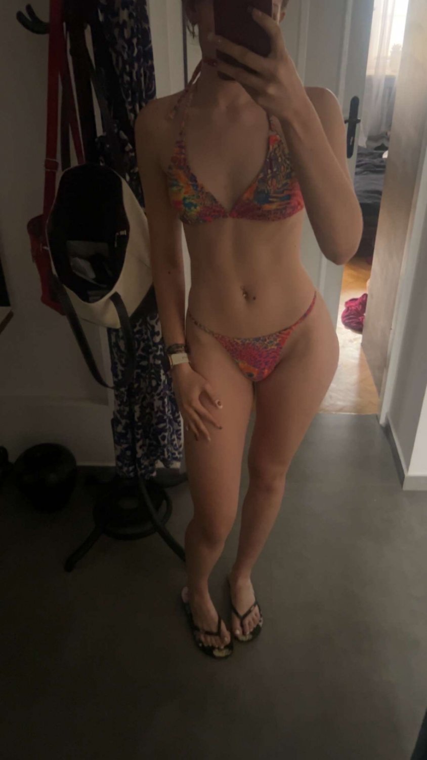 New sexy slut exposed for all to see. Message me if you want to expose or be trained😈 #yz16JQAo